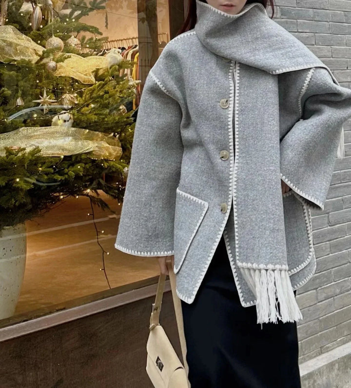 Damen Poncho Jacke mit Fransen und Kontrastverzierung
