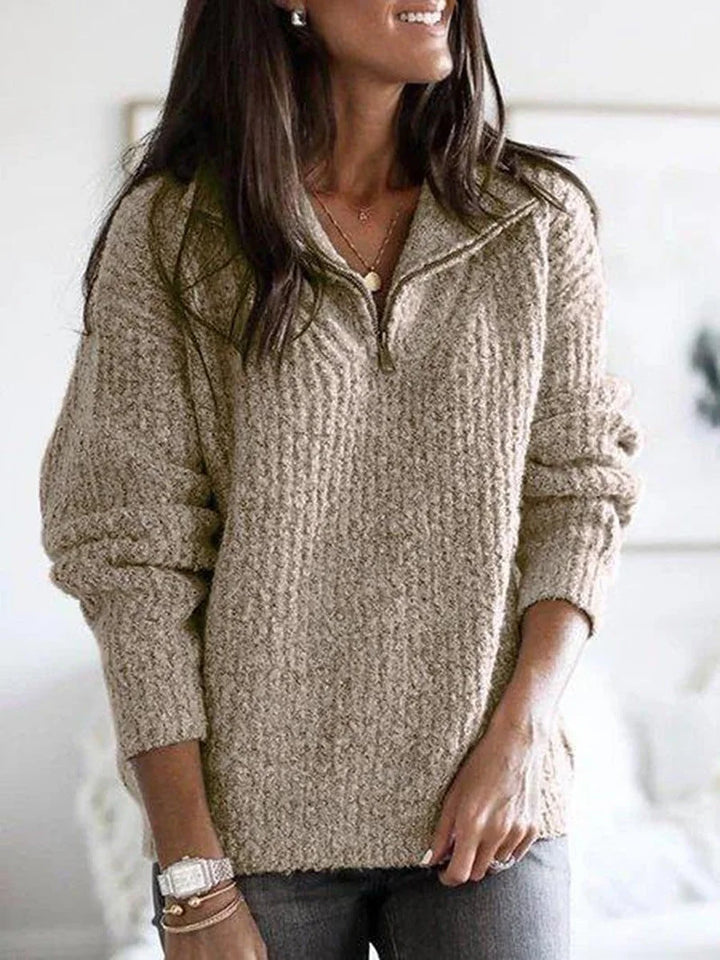 Khaki Damen Pullover mit Halbreißverschluss, Strukturkragen und weichem Material, ideal für den Alltag und Übergangszeiten.