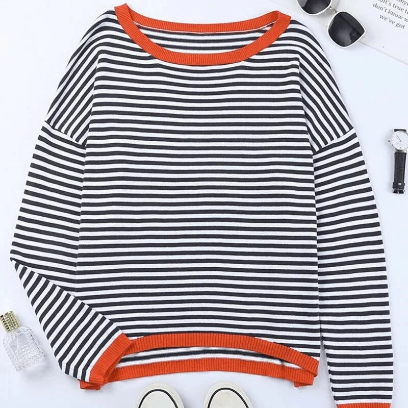 Damen Pullover aus weichem Baumwollmix mit Streifen und roten Akzenten, lässiger Schnitt für den Alltag.