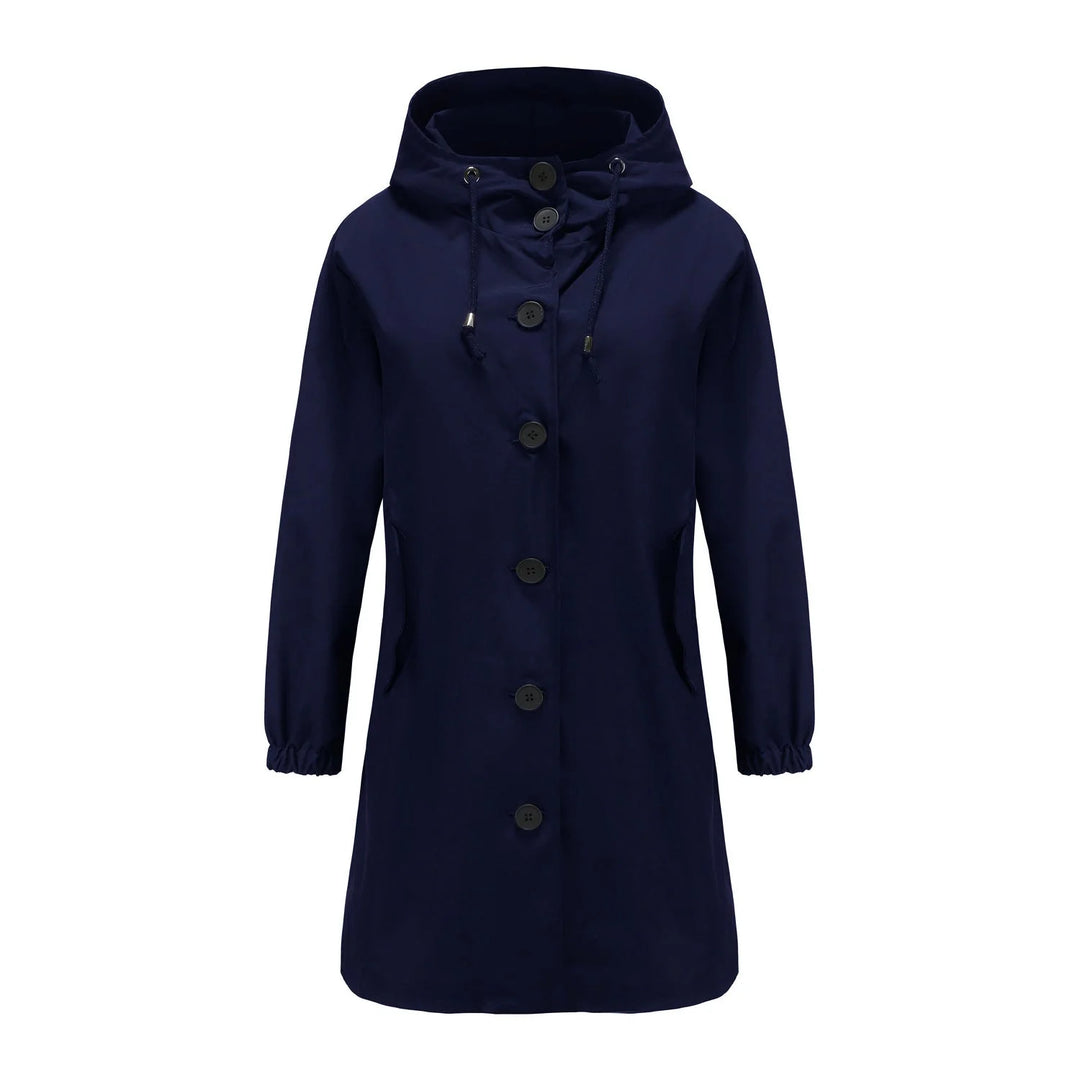Dunkelblaue Damen Regenjacke mit Kapuze, Knopfleiste und wasserdichtem Material für optimalen Wetterschutz.
