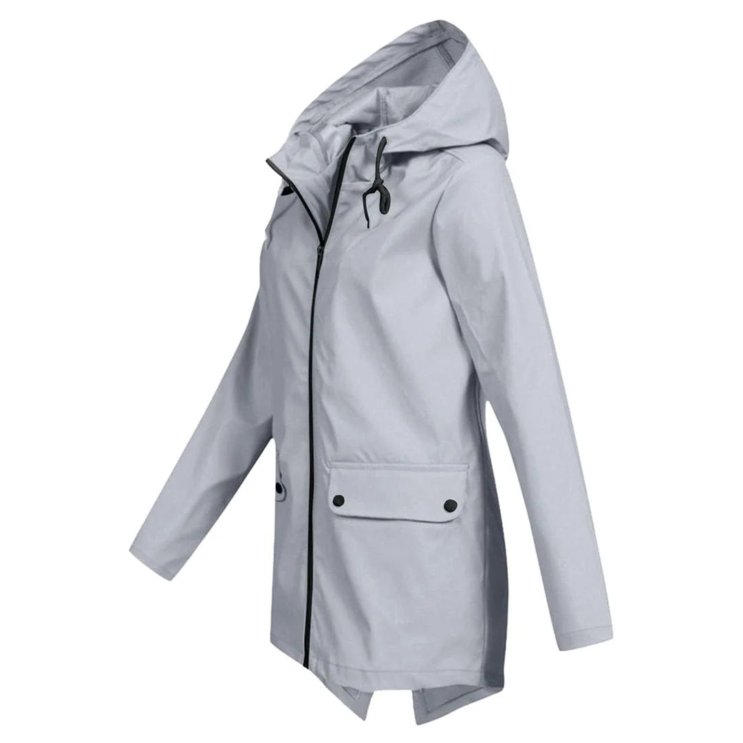 Damen Regenjacke mit Kapuze, wasserabweisendem Material und praktischen Taschen für den Alltag.
