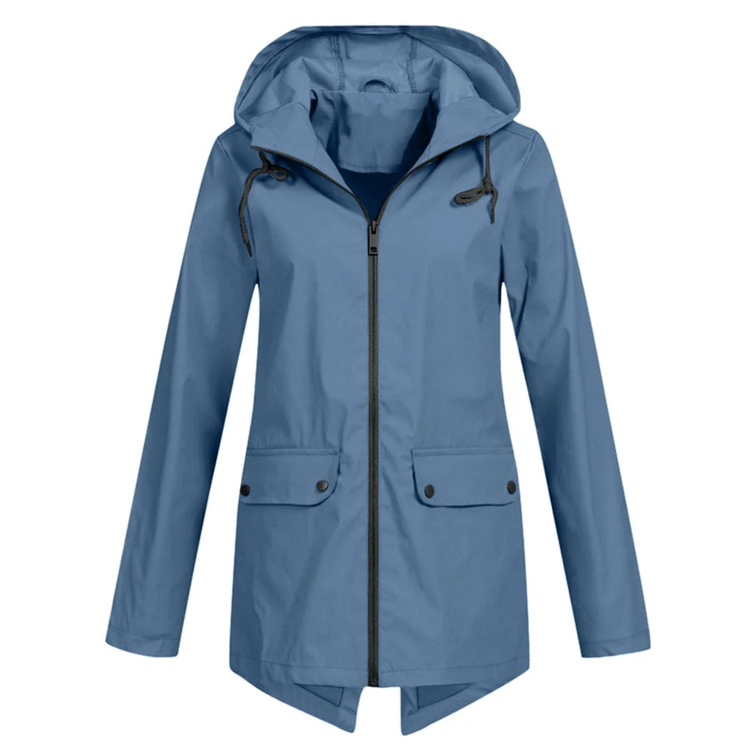 Damen Regenjacke in Blau, mit Kapuze, praktischen Taschen und wasserabweisendem Material für optimalen Schutz bei Regen.