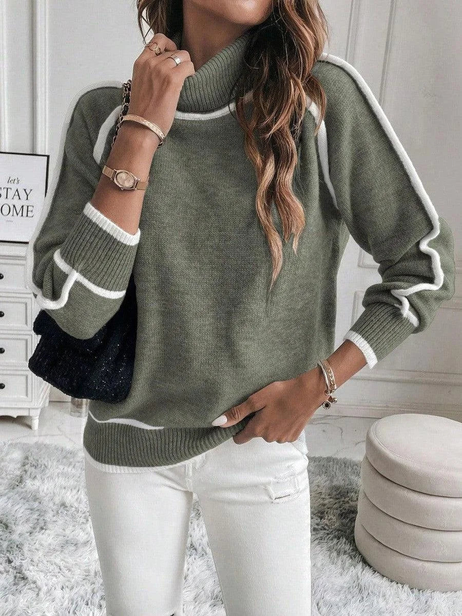 Damen Rollkragenpullover in Grün mit weißen Streifen, aus weichem Baumwollmix, ideal für kühle Tage und legere Outfits.