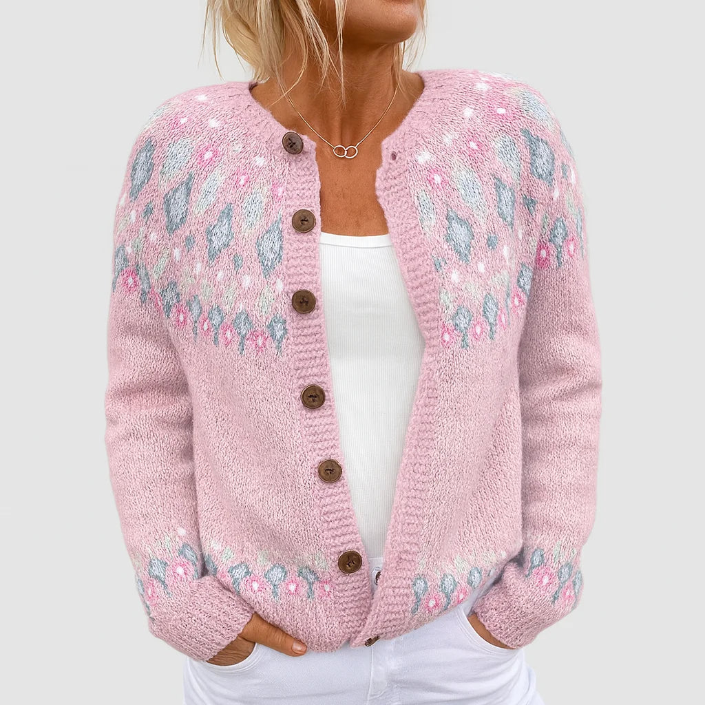 Damen Rosa Strickjacke aus weichem Material, mit Knopfleiste und dezentem Muster, ideal für Alltag und Freizeit.