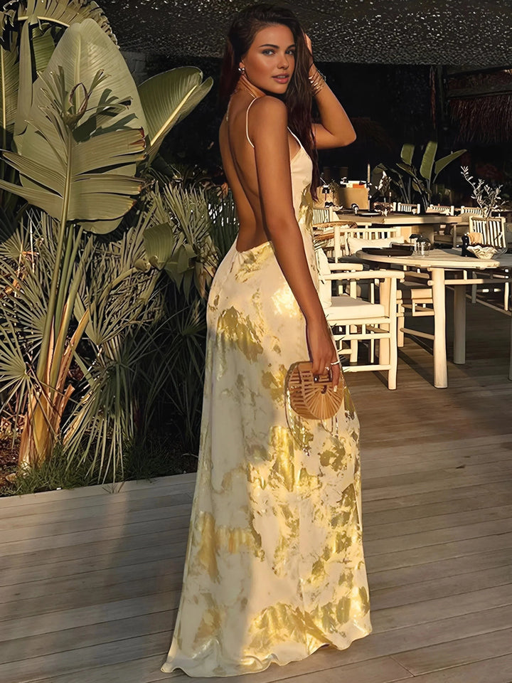 Damen Satin Maxikleid in Gold mit Trägern – High-quality product image.