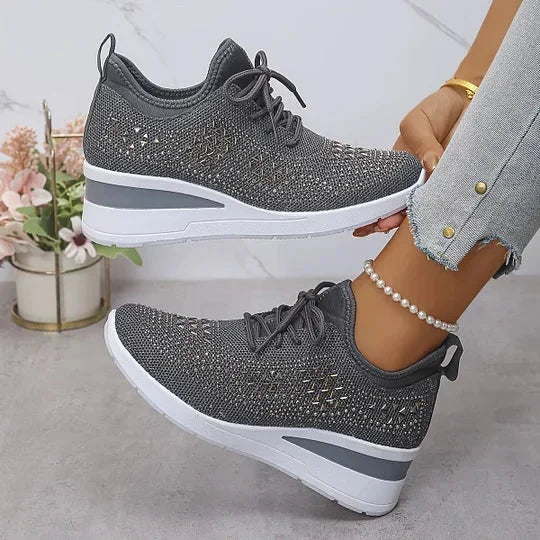 Damen Sneaker mit Komfortsohle und funkelnden Akzenten
