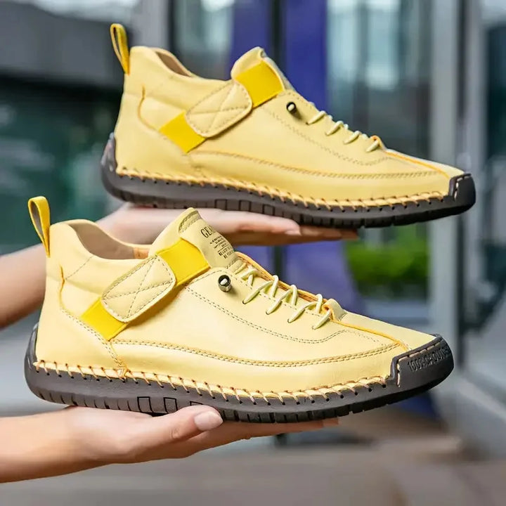 Damen Sneakers in Gelb mit Schnürung, verstärkter Sohle und atmungsaktivem Obermaterial für optimalen Komfort.