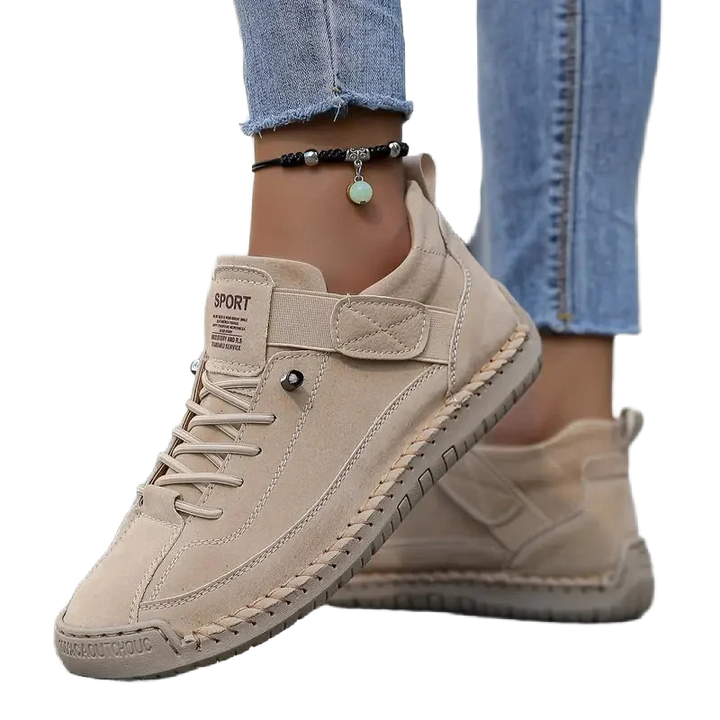 Beige Damen Sneakers mit Schnürung, verstärkter Gummisohle und atmungsaktivem Obermaterial für Alltag und Freizeit.