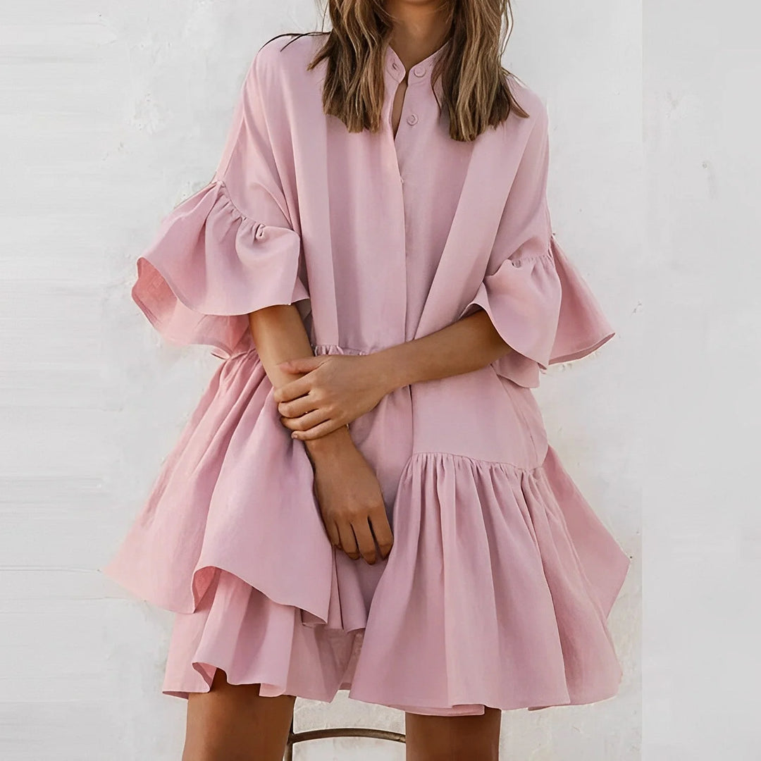 Damen Sommerkleid in Rosa mit Rüschen, Knopfleiste aus luftigem Baumwollstoff für den perfekten Sommerlook.