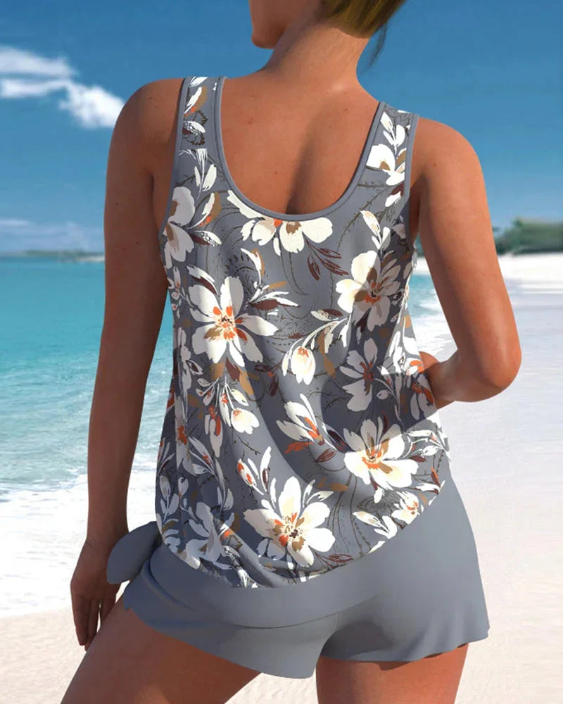 Damen Tankini Set mit Blumenmuster und Shorts, aus bequemem Material, charmantes Design, perfekt für den Sommer am Strand.