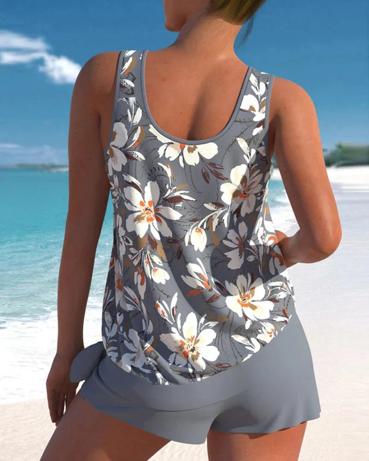 Damen Tankini Set mit Blumenmuster und Shorts, aus bequemem Material, charmantes Design, perfekt für den Sommer am Strand.