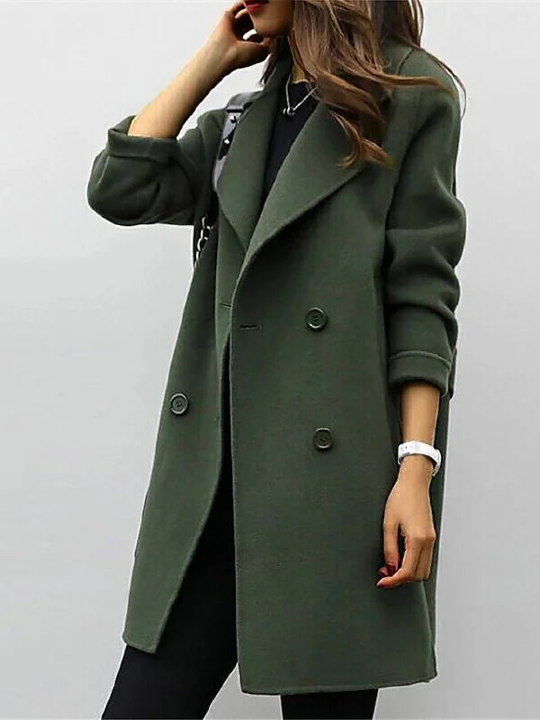 Eleganter Damen Trenchcoat lang, Doppelreiher mit Reverskragen, aus hochwertigem Stoff für vielseitige Looks.