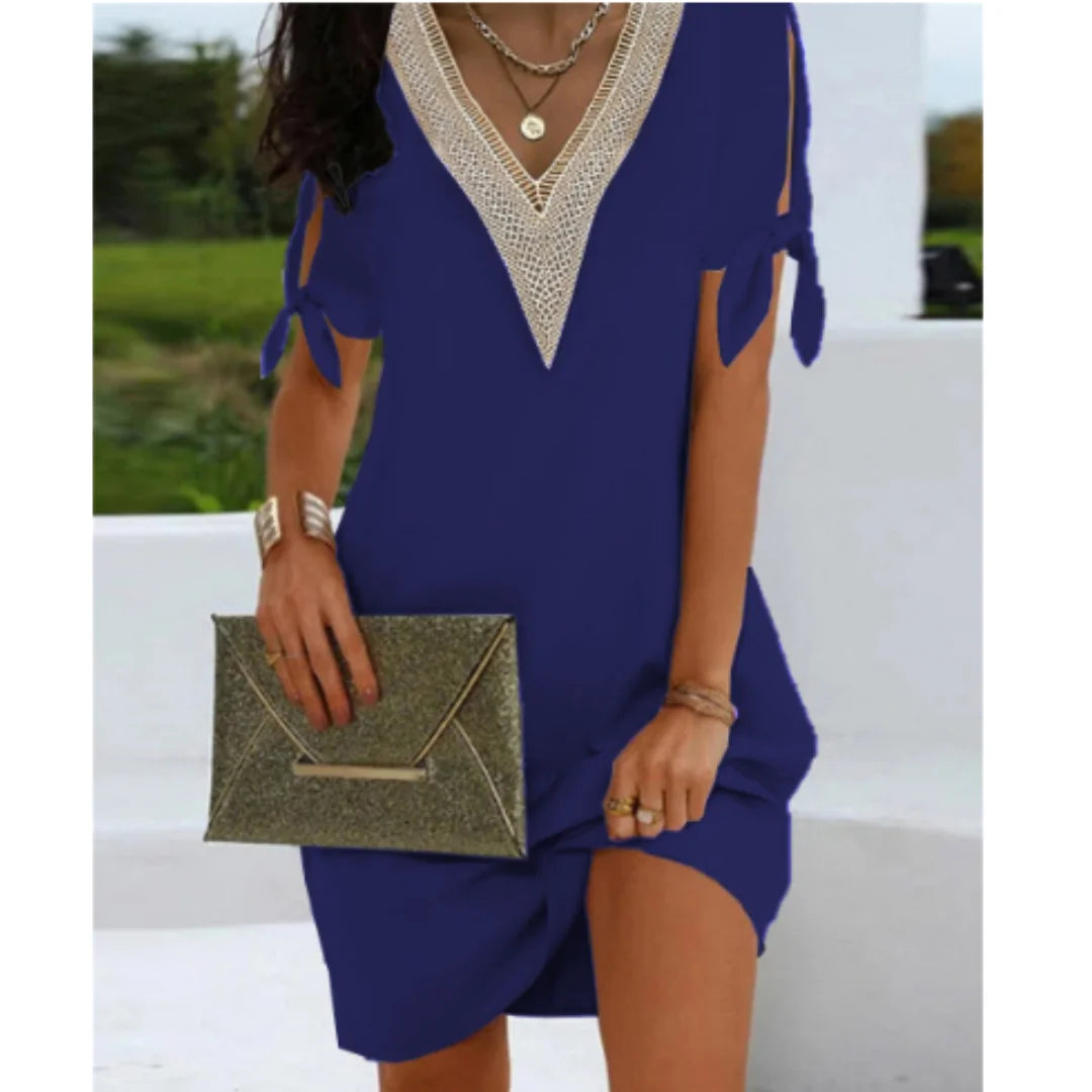 Damen Tunikakleid in Blau mit V-Ausschnitt und Schnürdetails aus leichtem Stoff - perfekte Sommergarderobe für lässigen,…