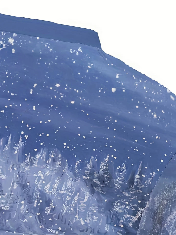 Damen Weihnachtspullover aus weichem Material mit Schneemann- und Tannenbaum-Motiv in festlichen Farben.