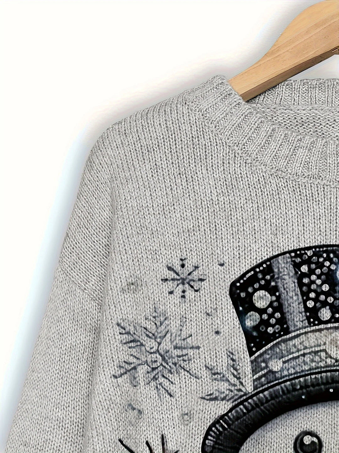 Damen Weihnachtspullover aus weichem Stoff mit Schneemannmotiv und Rundhalsausschnitt, ideal für festliche Anlässe.