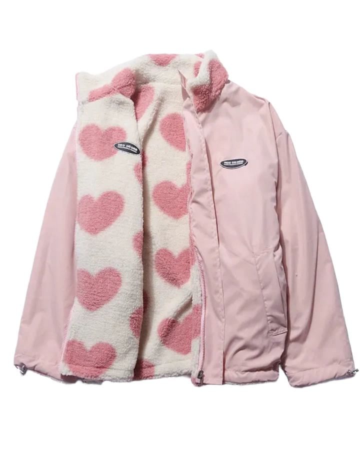 Damen Übergangsjacke in Rosa mit Herzmuster-Innenfutter, aus leichtem Material, ideal für Frühling und Herbst.