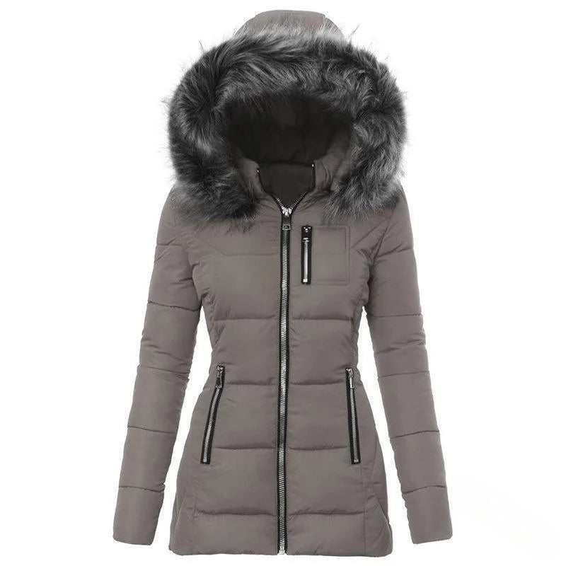 Grau Damen Winterjacke mit abnehmbarer Kapuze, Fleece-Innenfutter und praktischen Taschen für kalte Tage.