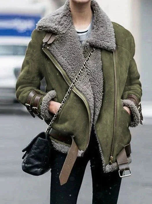 Damen Winterjacke mit Teddyfell und Schnallen