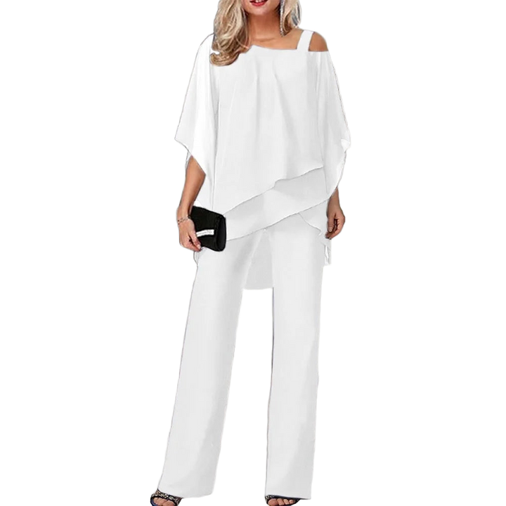 Zweiteiliger Damenanzug mit Cold-Shoulder Bluse und weiten Hosen in schickem, modernem Design aus leichtem Stoff.
