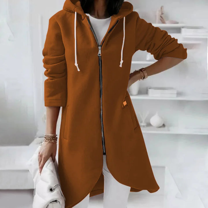 Damenjacke mit Kapuze und asymmetrischem Reißverschluss