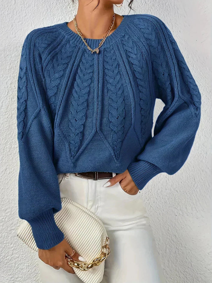 Beige Zopfstrick Pullover für Frauen mit Rundhalsausschnitt aus weicher Baumwolle, ideal für den Alltag und Kombinationen.