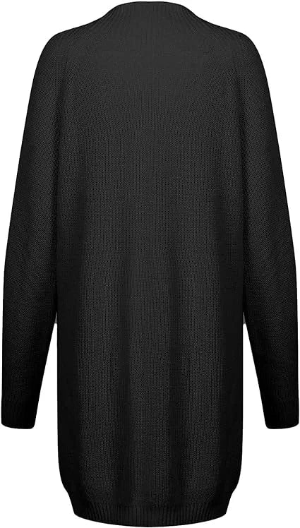 Grobstrick Rollkragenkleid aus weicher Baumwolle, lockere Passform, breite Ärmel und hohe Kragen für lässigen Stil.