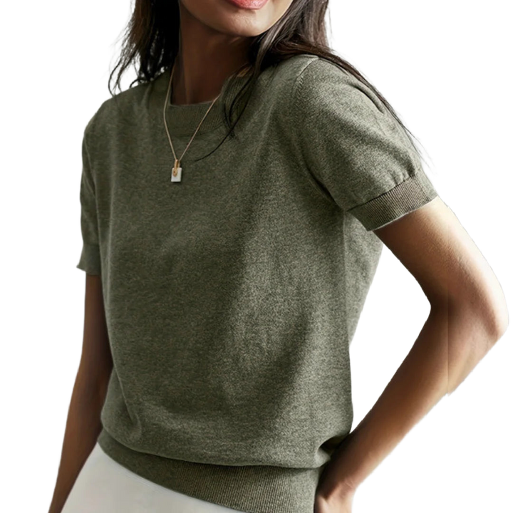 Grünes Damen Kurzarm Oberteil aus leichtem Baumwollmix mit Rundhalsausschnitt, ideal für lässige Outfits.