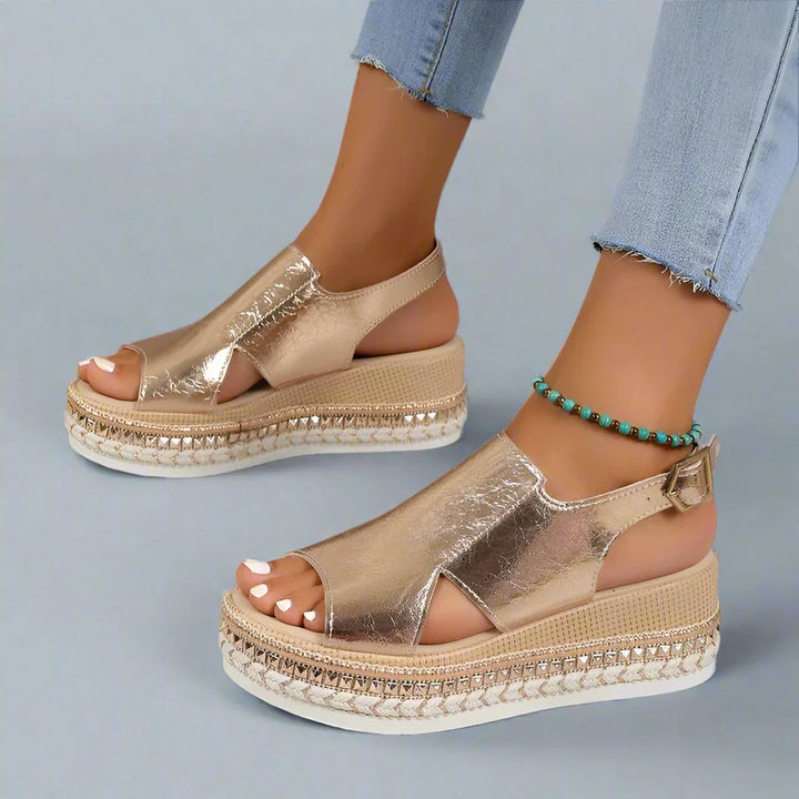 Orthopädische Plateau-Sandalen mit geflochtenem Absatz
