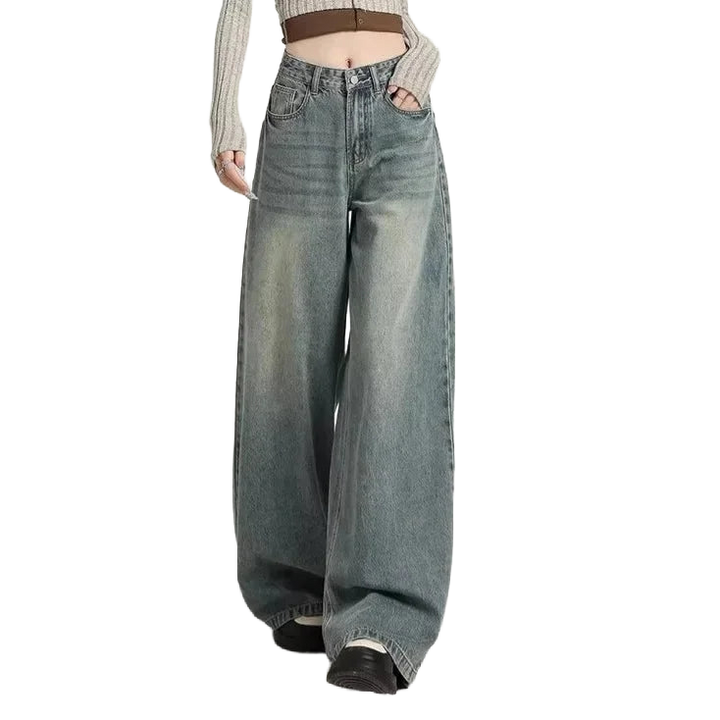 Damen Weite Jeans in Used-Optik, hoher Taille, aus weichem Baumwollmix, lässiger Schnitt für bequemes Tragen.